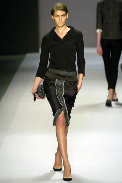 Look 17